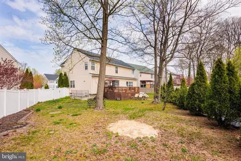Exterior - 8011 Carlean Ct, Pasadena, MD 21122 photo 5 of 8