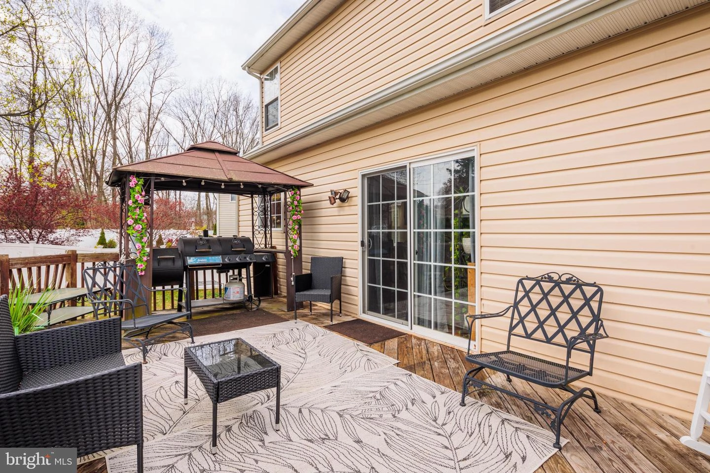Exterior - 8011 Carlean Ct, Pasadena, MD 21122 photo 4 of 8