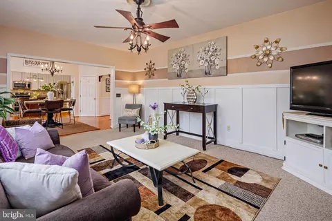 Living - 8011 Carlean Ct, Pasadena, MD 21122 photo 1 of 9