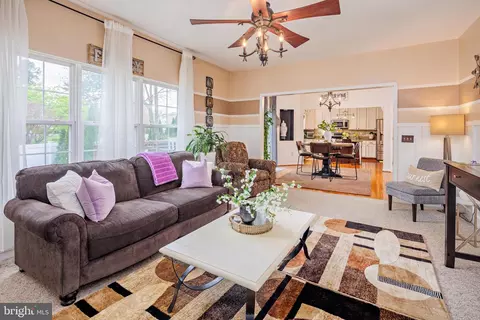 Living - 8011 Carlean Ct, Pasadena, MD 21122 photo 4 of 9