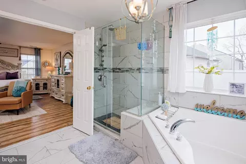 Bath - 8011 Carlean Ct, Pasadena, MD 21122 photo 5 of 7
