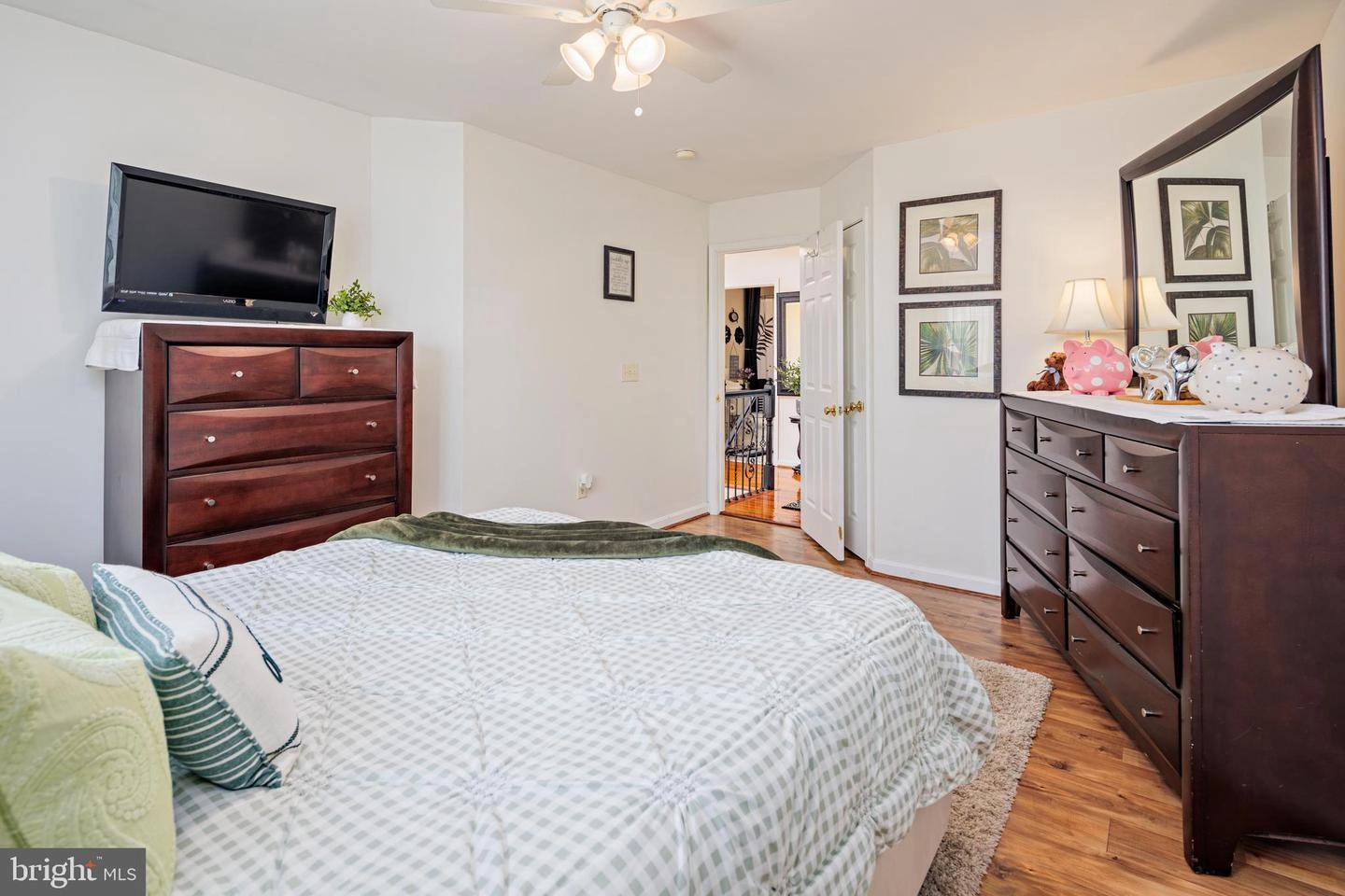 Bedroom - 8011 Carlean Ct, Pasadena, MD 21122 photo 8 of 8