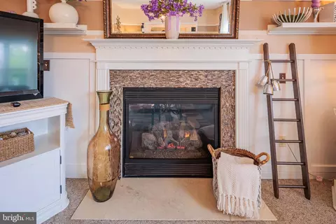 Living - 8011 Carlean Ct, Pasadena, MD 21122 photo 6 of 9
