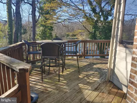 Exterior - 614 Laurel Dr, Pasadena, MD 21122 photo 6 of 11