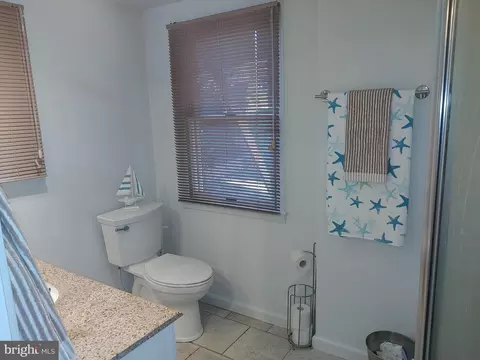 Bath - 614 Laurel Dr, Pasadena, MD 21122 photo 2 of 6