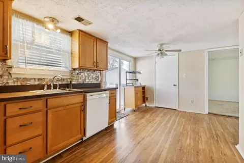 Kitchen - 1402 Macedonia Dr, Hanover, MD 21076 photo 1 of 3