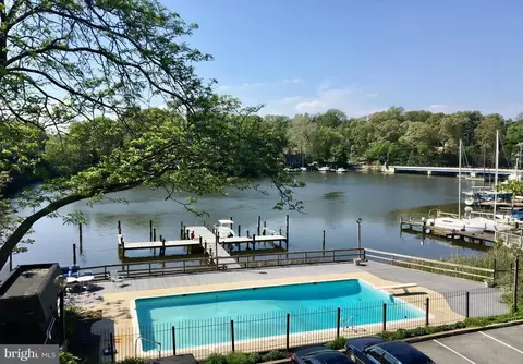 308 Forbes St #I, Annapolis, MD 21401