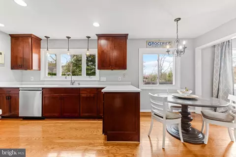 Kitchen - 1501 Circle Dr, Annapolis, MD 21409 photo 7 of 7