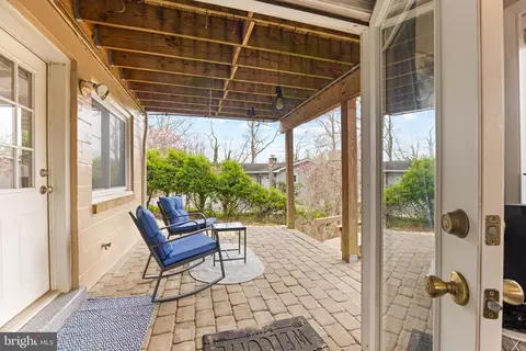 Exterior - 1501 Circle Dr, Annapolis, MD 21409 photo 7 of 10