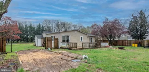 Exterior - 1110 Bradley Rd, Pasadena, MD 21122 photo 9 of 11