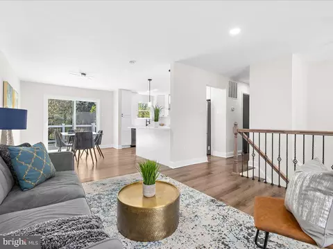 Living - 1003 Tyler Ave, Annapolis, MD 21403 photo 1 of 4