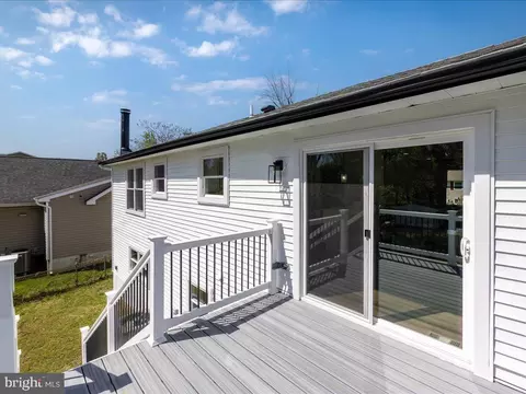 Exterior - 1003 Tyler Ave, Annapolis, MD 21403 photo 4 of 15