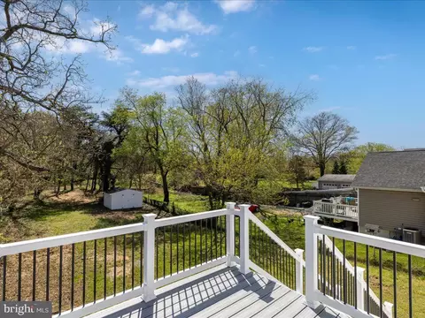 Exterior - 1003 Tyler Ave, Annapolis, MD 21403 photo 5 of 15