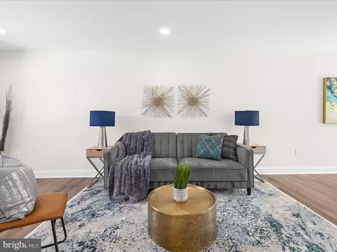 Living - 1003 Tyler Ave, Annapolis, MD 21403 photo 4 of 4