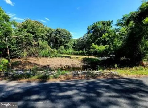 8099 Forest Glen Dr, Pasadena, MD 21122 photo 10