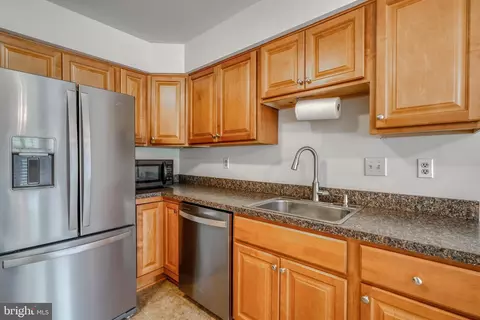 Kitchen - 1000 Broderick Ct, Crofton, MD 21114 photo 3 of 5