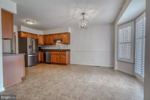 Kitchen - 1000 Broderick Ct, Crofton, MD 21114 photo 5 of 5