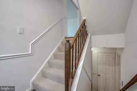 Entry Way - 1000 Broderick Ct, Crofton, MD 21114 photo 1 of 4