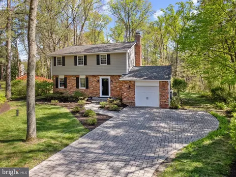 437 Edgemere Dr, Annapolis, MD 21403