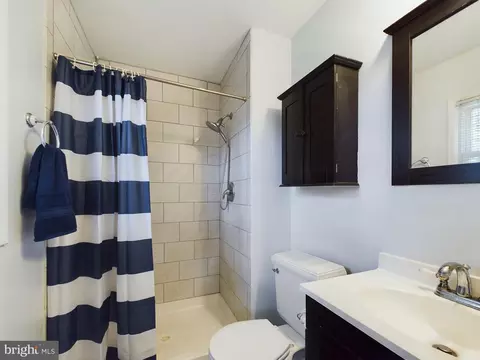Bath - 102 Lee Dr, Annapolis, MD 21403 photo 1 of 3