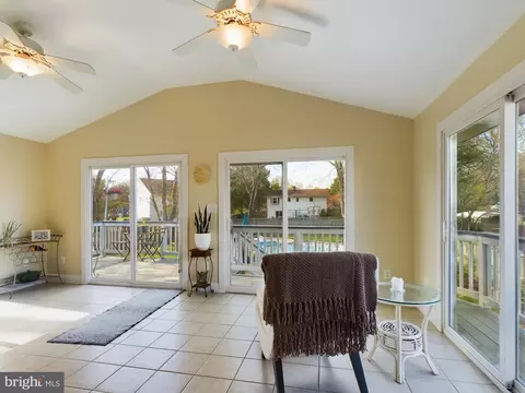 Dining - 102 Lee Dr, Annapolis, MD 21403 photo 2 of 2
