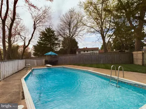Exterior - 102 Lee Dr, Annapolis, MD 21403 photo 5 of 5