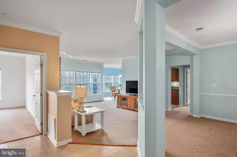 1014 Samantha Ln #303, Odenton, MD 21113