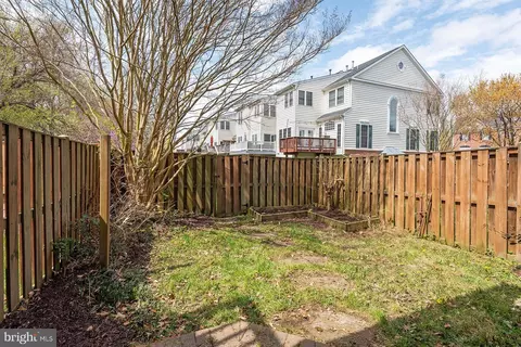 Exterior - 2012 Dalewood Ct, Crofton, MD 21114 photo 7 of 10