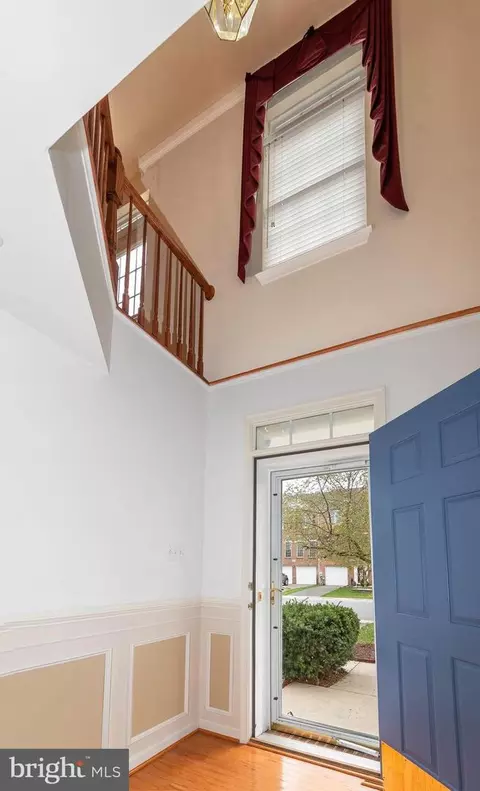 Entry Way - 2012 Dalewood Ct, Crofton, MD 21114 photo 2 of 3