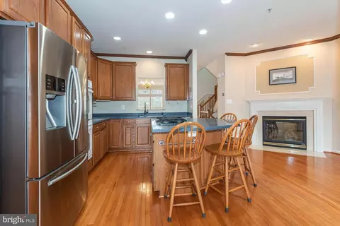 Kitchen - 2012 Dalewood Ct, Crofton, MD 21114 photo 3 of 3