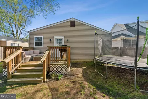Exterior - 1170 Maple Ave, Shady Side, MD 20764 photo 2 of 4
