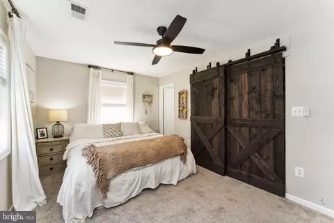 Bedroom - 1170 Maple Ave, Shady Side, MD 20764 photo 1 of 5