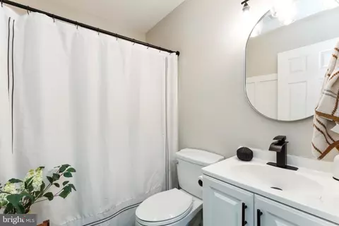 Bath - 1170 Maple Ave, Shady Side, MD 20764 photo 2 of 2