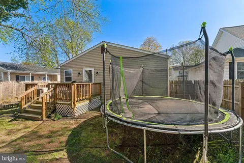 Exterior - 1170 Maple Ave, Shady Side, MD 20764 photo 3 of 4