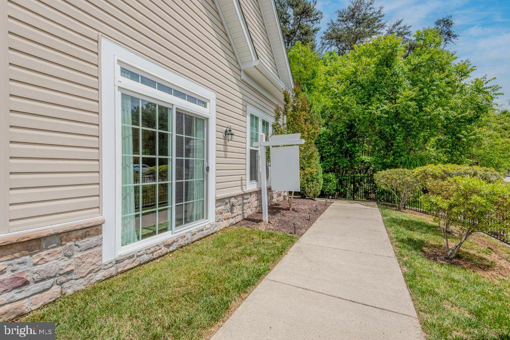 7925 Bertie Ct #7, Pasadena, MD 21122 photo 2