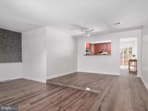 1468 Lowell Ct, Crofton, MD 21114 photo 5