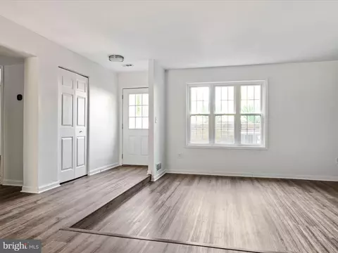 1468 Lowell Ct, Crofton, MD 21114 photo 6