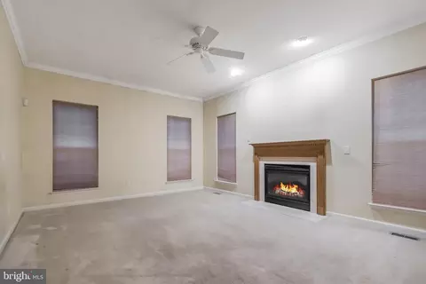 Living - 8126 Crimson Ct, Pasadena, MD 21122 photo 7 of 11