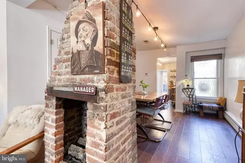 Entry Way - 13 Morris St, Annapolis, MD 21401 photo 1 of 2