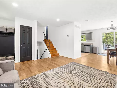 Bedroom - 671 D St, Pasadena, MD 21122 photo 1 of 6