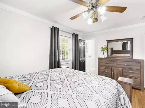 Bedroom - 671 D St, Pasadena, MD 21122 photo 6 of 6