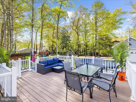 Exterior - 671 D St, Pasadena, MD 21122 photo 10 of 17