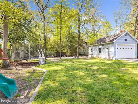 Exterior - 671 D St, Pasadena, MD 21122 photo 11 of 17