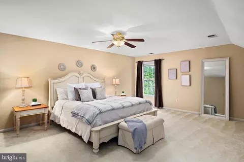 Bedroom - 1806 Summersweet Ct, Crofton, MD 21114 photo 3 of 7