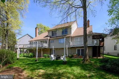 Exterior - 1806 Summersweet Ct, Crofton, MD 21114 photo 12 of 15