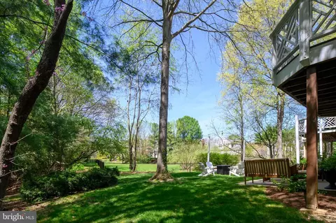 Exterior - 1806 Summersweet Ct, Crofton, MD 21114 photo 11 of 15