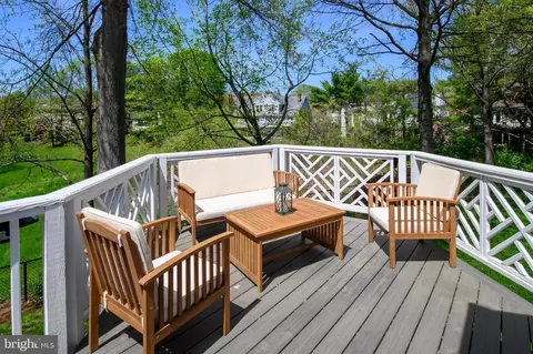 Exterior - 1806 Summersweet Ct, Crofton, MD 21114 photo 7 of 15