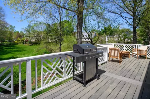 Exterior - 1806 Summersweet Ct, Crofton, MD 21114 photo 6 of 15