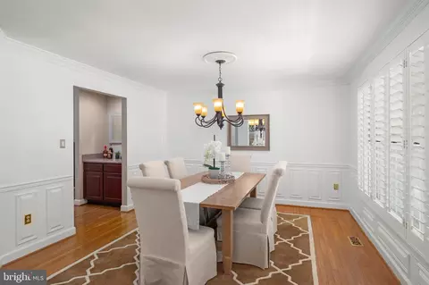 Dining - 1806 Summersweet Ct, Crofton, MD 21114 photo 2 of 3