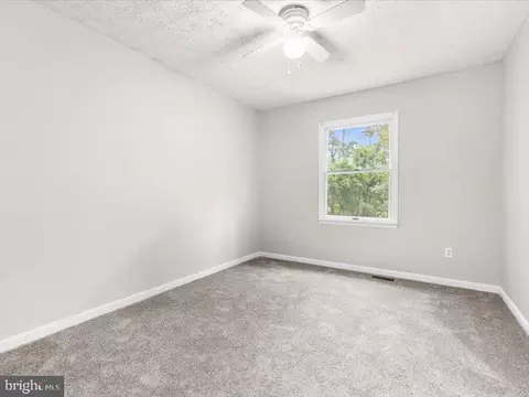 Bedroom - 921 12th St, Pasadena, MD 21122 photo 2 of 3
